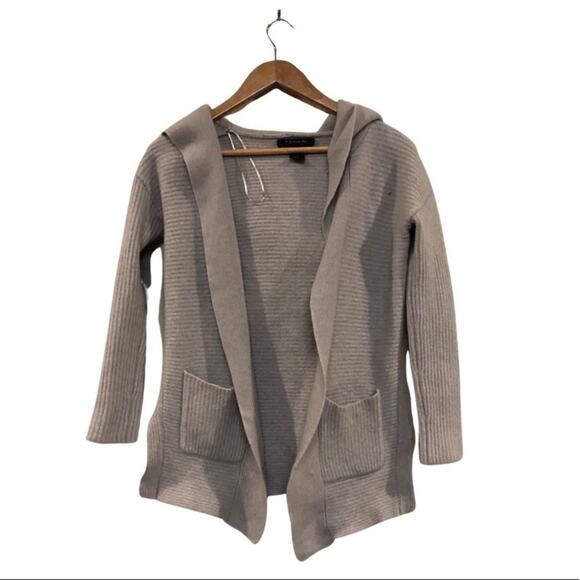 Tahari Sweaters - Tahari Pure Lux 100% cashmere cardigan